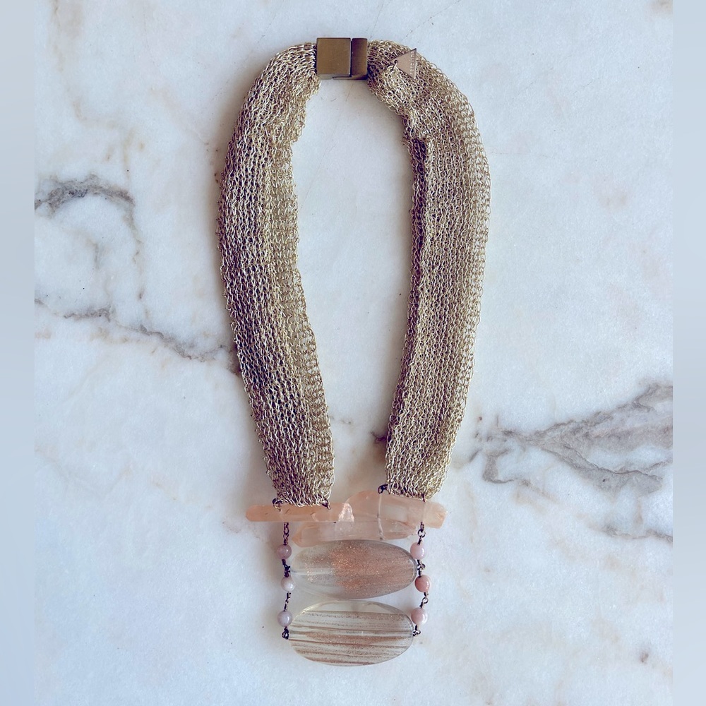 Anthropologie rose quartz crystal necklace